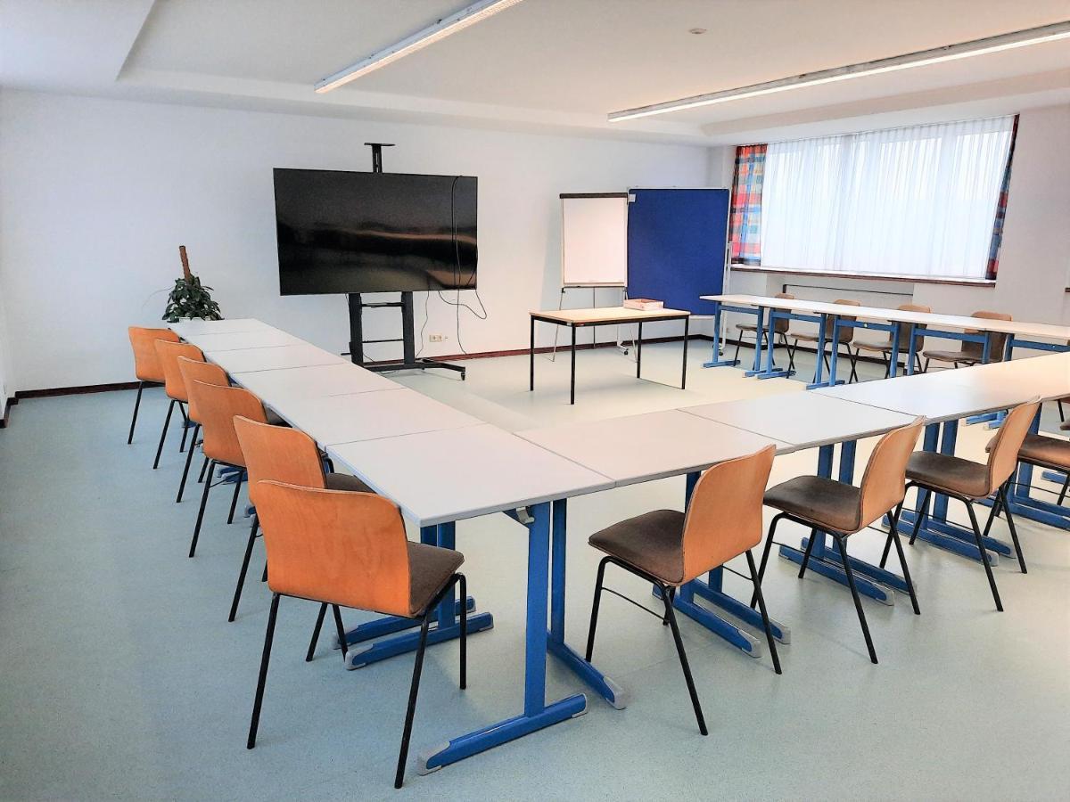 Stadthotel Hollabrunn Buitenkant foto